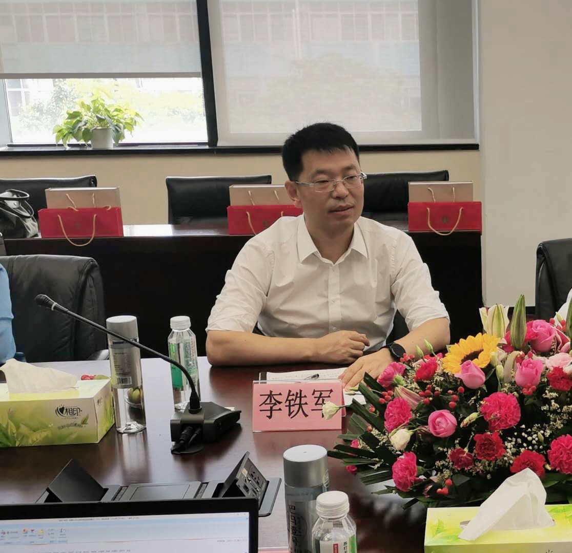 曲江新区党工委书记姚立军一行调研人人乐集团